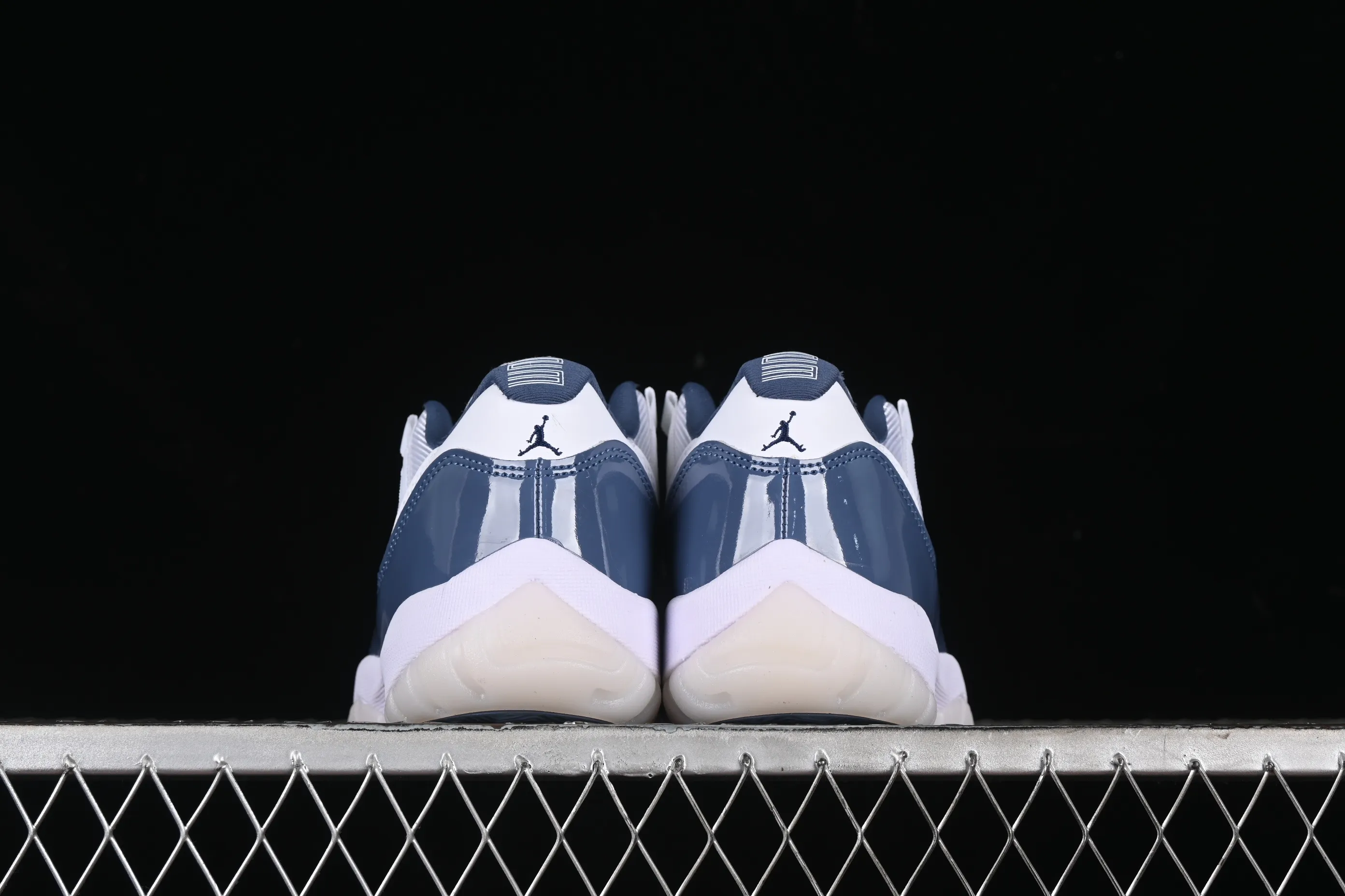All categories Air Jordan Jordan series basketball shoes Air Jordan 11 Air Jordan 11 Low "Diffused Blue" AJ11 Joe 11 navy blue genuine carbon FV5104-104